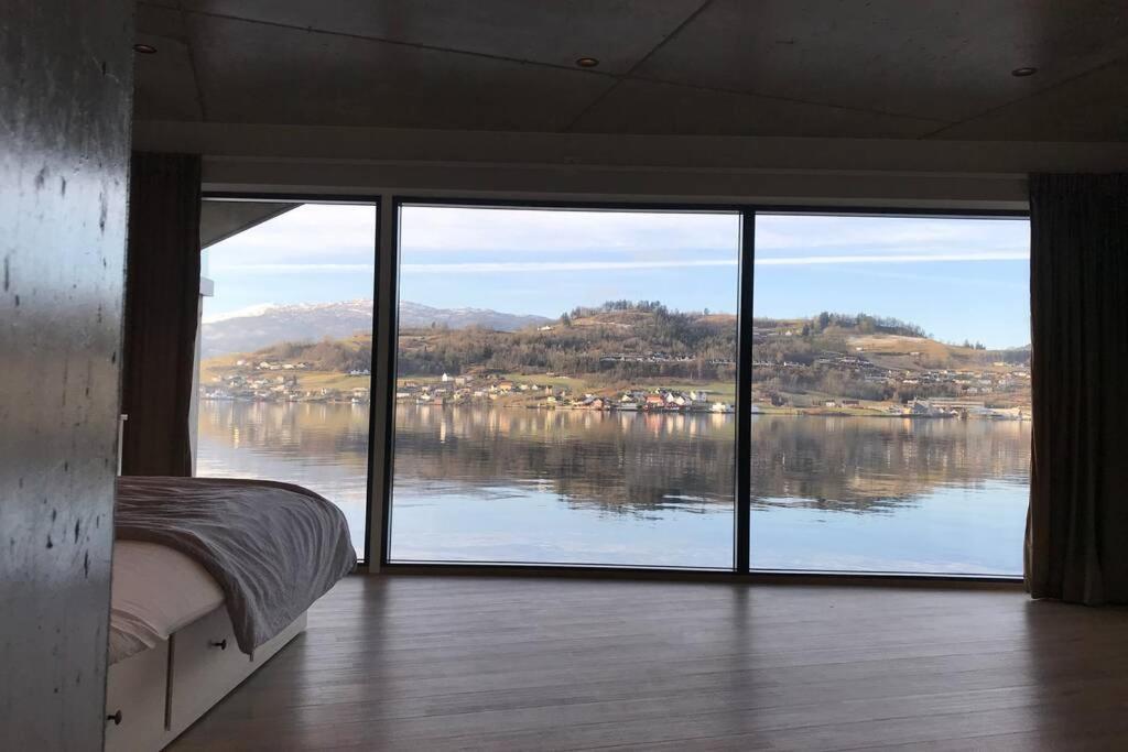 Panoramaresort In Hardangerfjorden Leilighet I Sjokanten Ved Hardangerfjorden For 7 Personer Boat , Sauna,Kajak, Sup For Rent Øystese Dış mekan fotoğraf