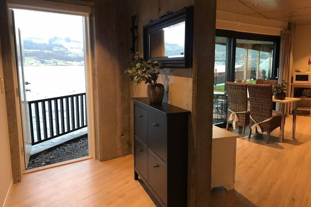Panoramaresort In Hardangerfjorden Leilighet I Sjokanten Ved Hardangerfjorden For 7 Personer Boat , Sauna,Kajak, Sup For Rent Øystese Dış mekan fotoğraf