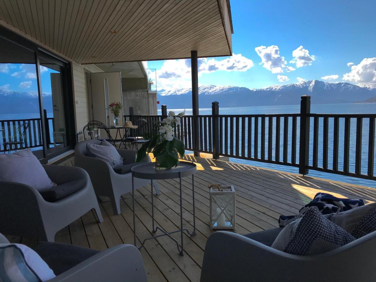 Panoramaresort In Hardangerfjorden Leilighet I Sjokanten Ved Hardangerfjorden For 7 Personer Boat , Sauna,Kajak, Sup For Rent Øystese Dış mekan fotoğraf