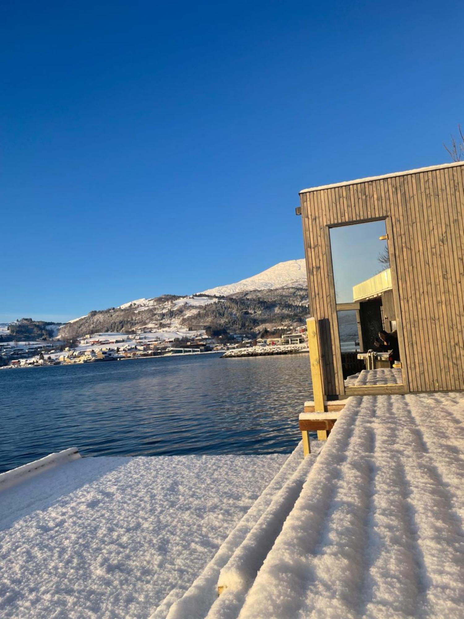 Panoramaresort In Hardangerfjorden Leilighet I Sjokanten Ved Hardangerfjorden For 7 Personer Boat , Sauna,Kajak, Sup For Rent Øystese Dış mekan fotoğraf