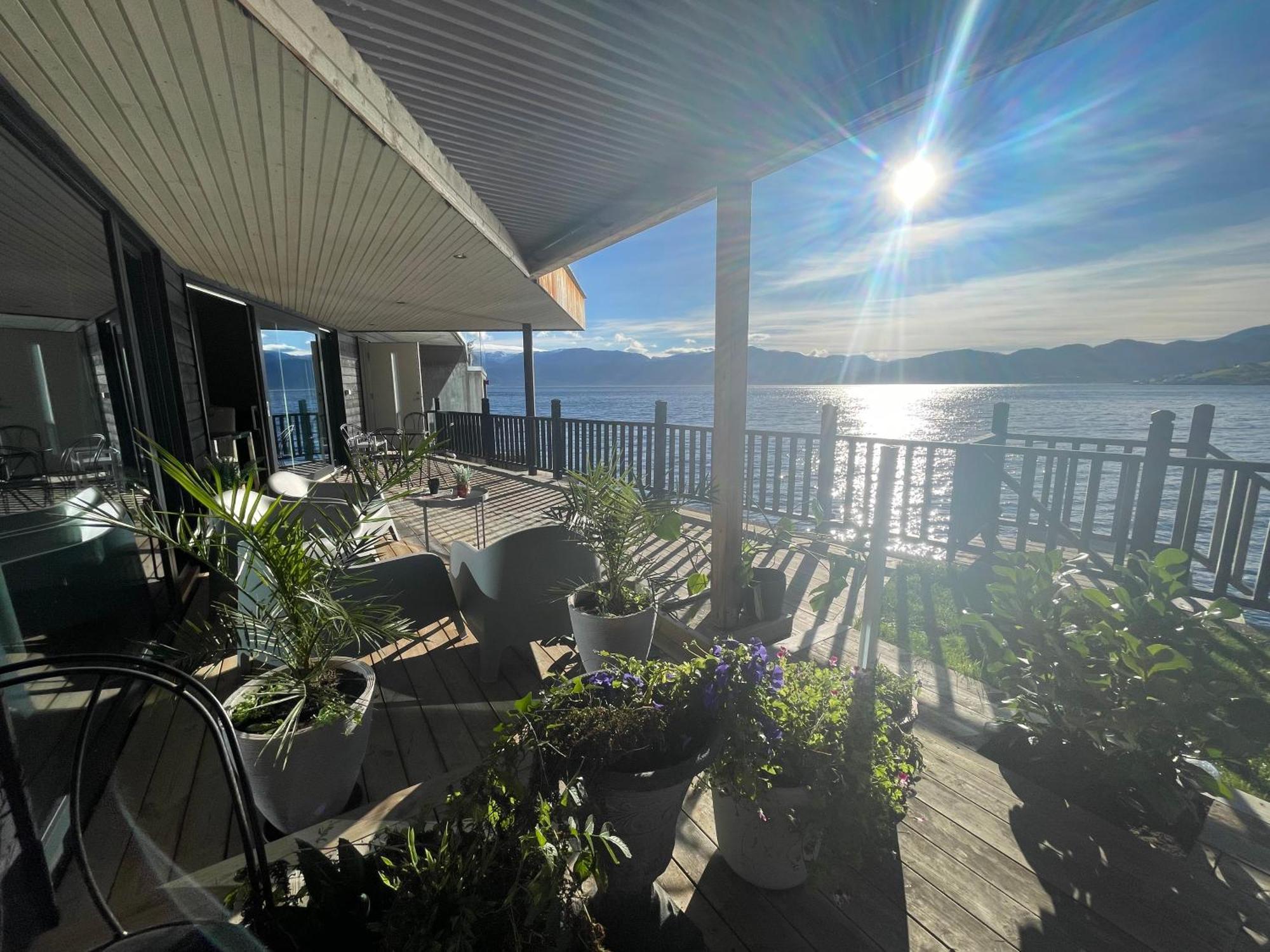 Panoramaresort In Hardangerfjorden Leilighet I Sjokanten Ved Hardangerfjorden For 7 Personer Boat , Sauna,Kajak, Sup For Rent Øystese Dış mekan fotoğraf